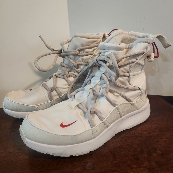 Nike Tanjun High Rise AO0355-005 High Top Shoes Women’s Sz 9 Red-Desert Sand - Picture 1 of 10